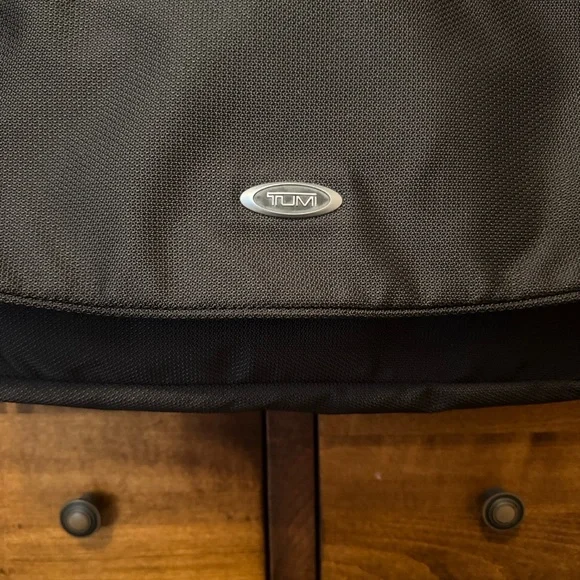 TUMI/DUCATI Collab Black and Red Messenger Bag - Picture 2 of 9